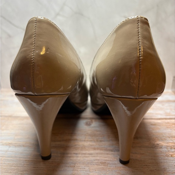 Bandolino Rainna Beige Heels size 10 - Picture 5 of 10